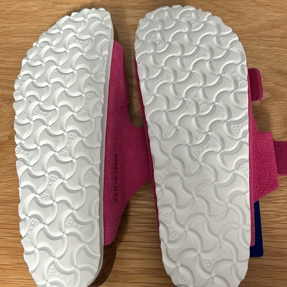 Birkenstock New Women's Arizona SF Sandal Fuchsia Tulip Suede 37 240 L 6 M 6 - Picture 8 of 10